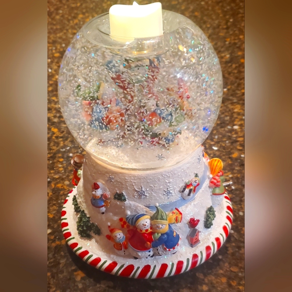 Vintage Discontinued Partylite Peppermint Pals Musical Snowglobe Candleholder